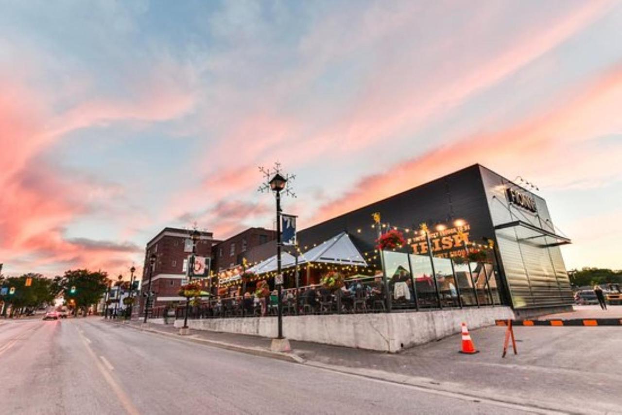 The Champlain Waterfront Hotel Ascend Hotel Collection Orillia Exteriér fotografie