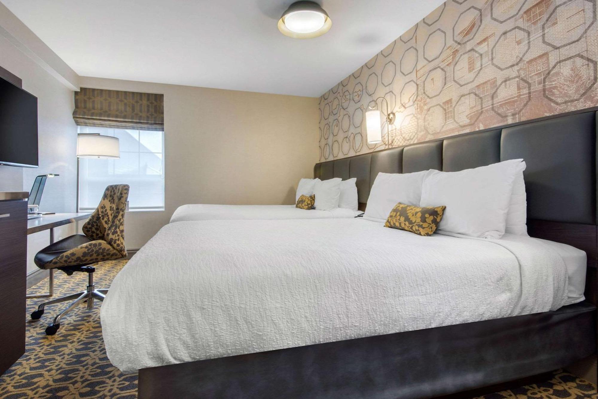 The Champlain Waterfront Hotel Ascend Hotel Collection Orillia Exteriér fotografie