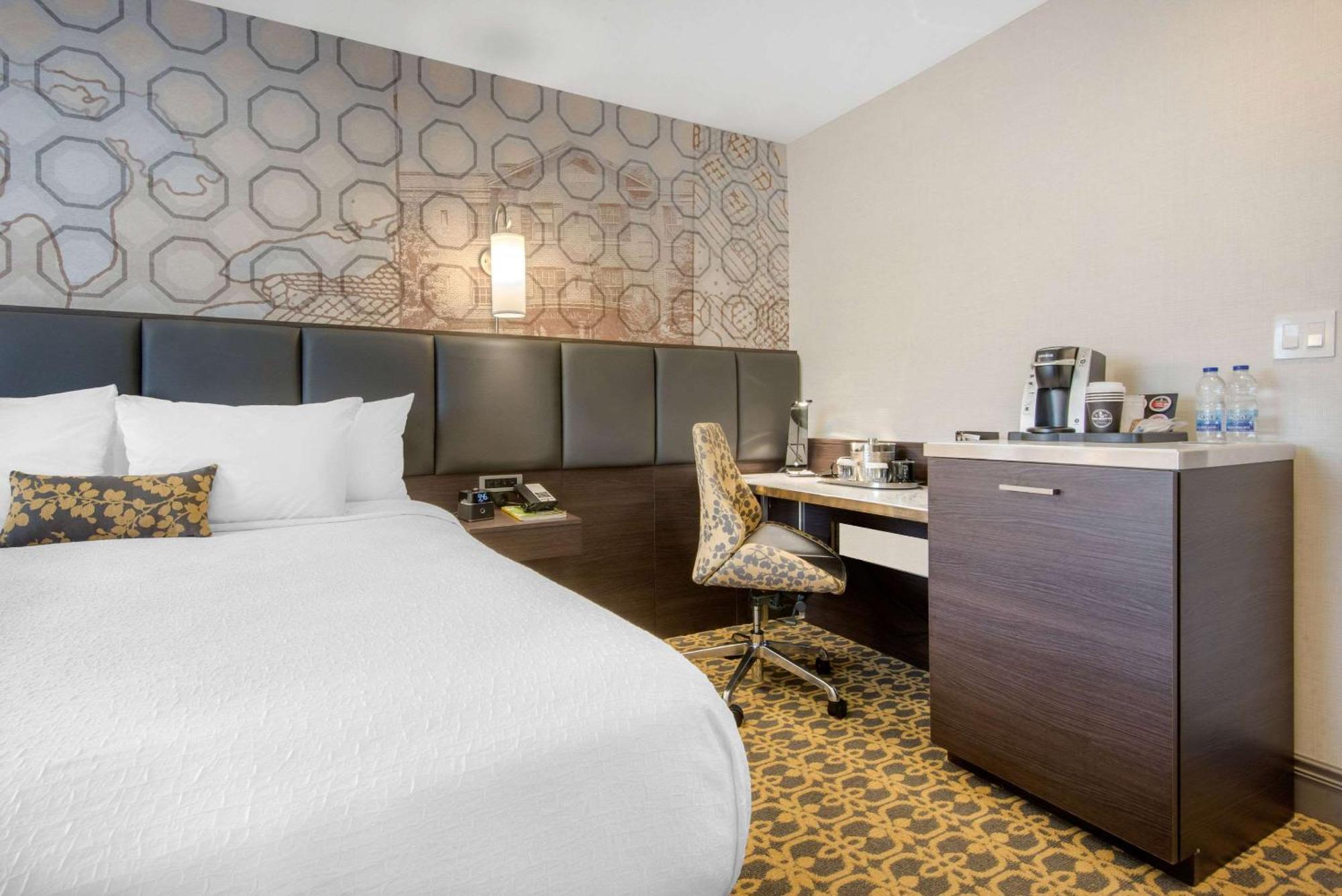 The Champlain Waterfront Hotel Ascend Hotel Collection Orillia Exteriér fotografie