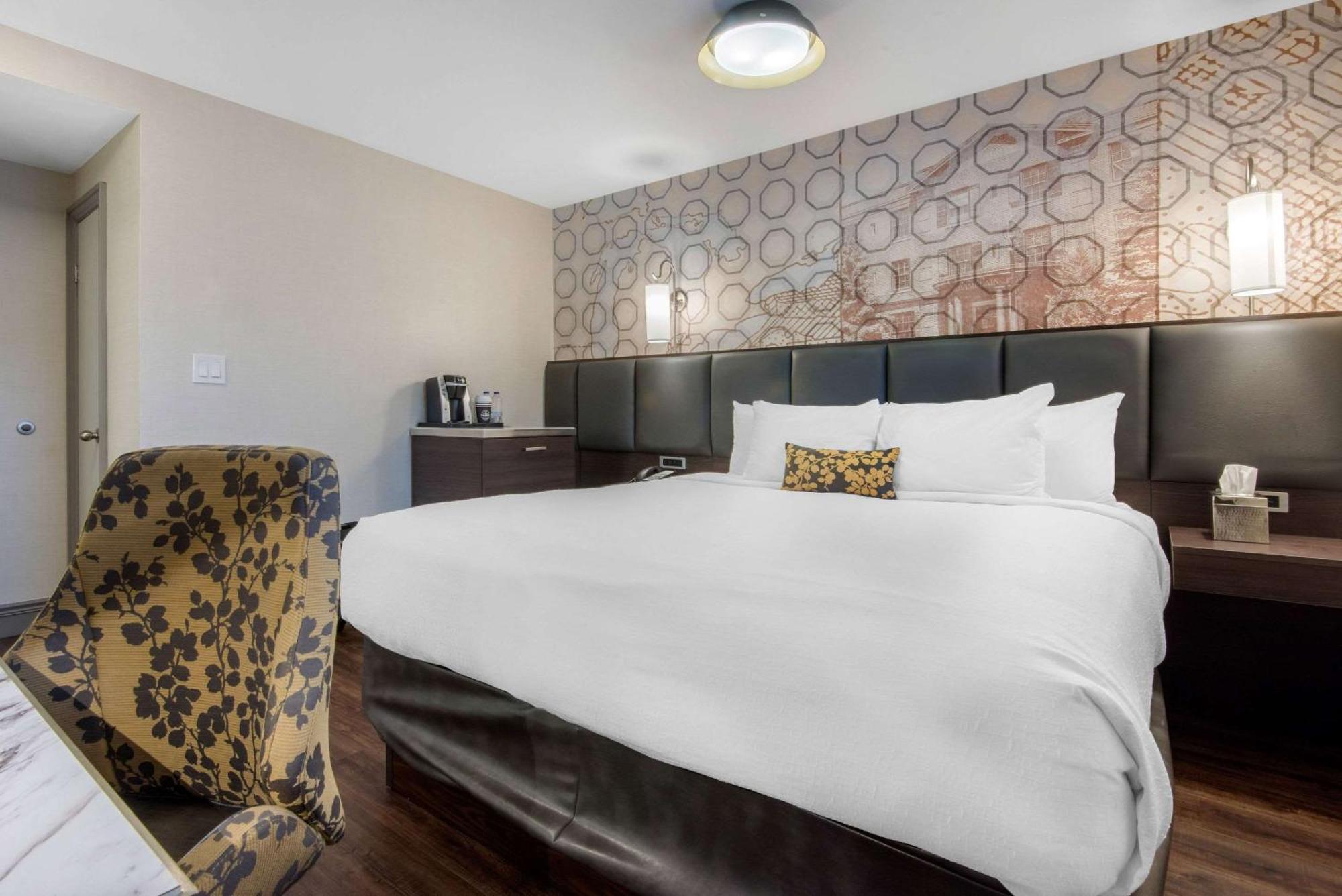 The Champlain Waterfront Hotel Ascend Hotel Collection Orillia Exteriér fotografie