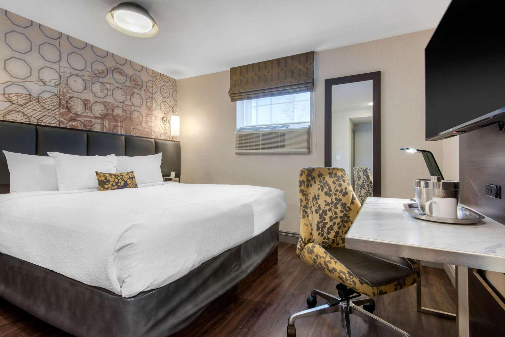 The Champlain Waterfront Hotel Ascend Hotel Collection Orillia Exteriér fotografie